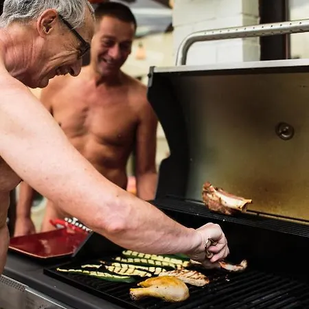 Naturist The Little Paradise Couette-café Morville (Namur)