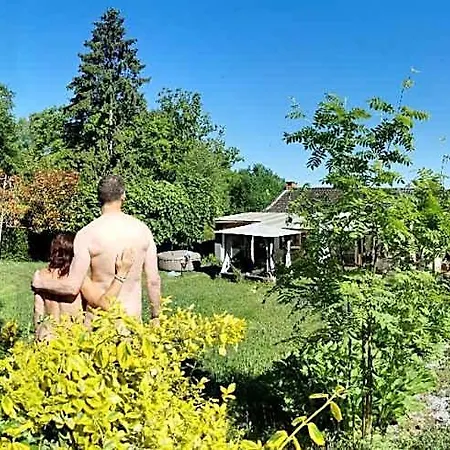 Naturist The Little Paradise Bed & Breakfast Morville (Namur)